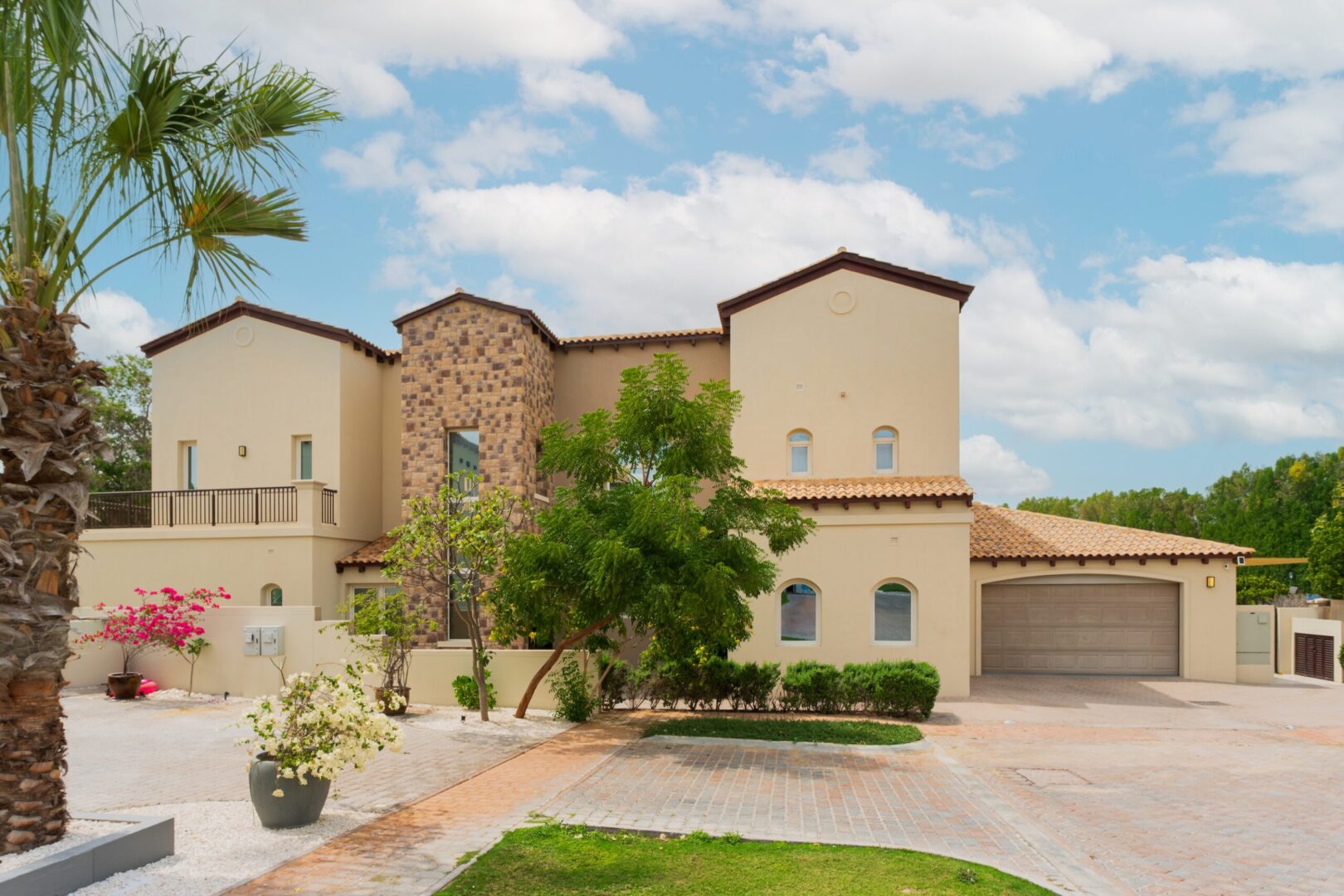 Modern family villa